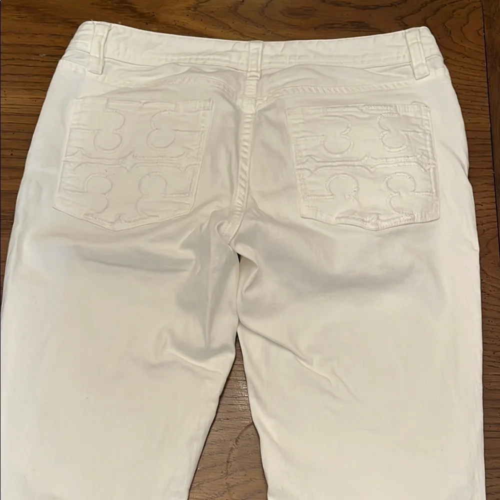 Tory Burch White Cropped Jeans,‎ size 28